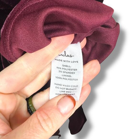 Lulus I'm Enchanted Burgundy Velvet Off-The-Shoulder Tulip Maxi Dress Small - Picture 10 of 10